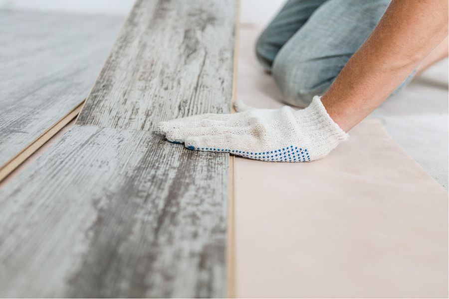 Deski kompozytowe w domowym zaciszu