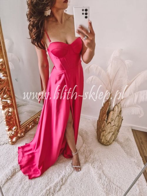 Eleganckie sukienki na wesele ze sklepu Lilith