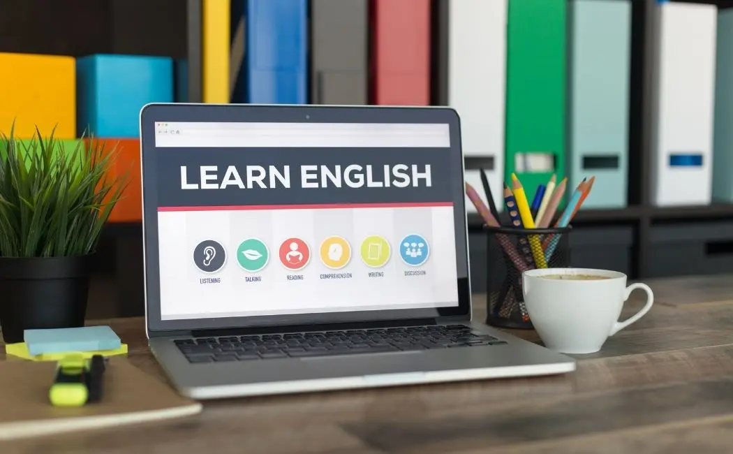 Kurs angielskiego online. Dlaczego warto skorzystać z kursu przez Internet?