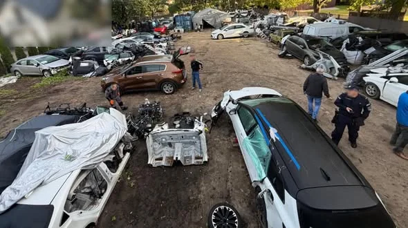 Dwie akcje policji na Wilanowie. Odzyskano 25 samochodów