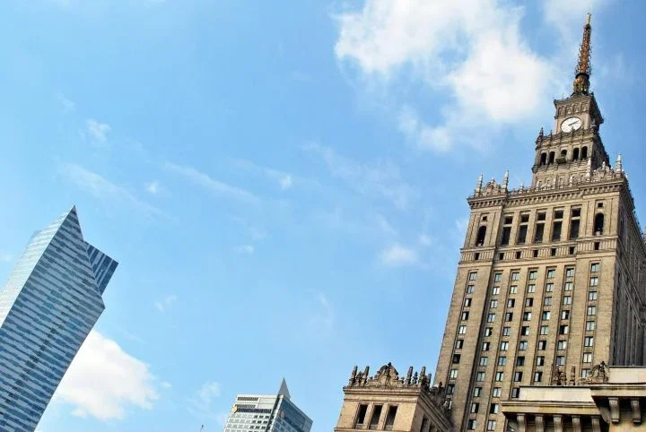 Dlaczego warto zamieszkać pod Warszawą?