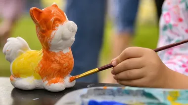Zabawki z PRL-u, mini-kolejka i gra miejska. Piknik na Gocławiu