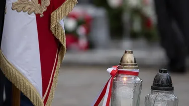W Warszawie uczczono ofiary sowieckiego terroru. Pomnik ma oryginalne podwozie wagonu
