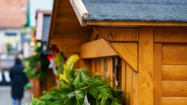 Świąteczny jarmark zajmie parking przy PKiN. Kierowców czekają utrudnienia