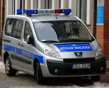 Nieletni z alkoholem na Pradze i przy Dworcu Centralnym interweniują strażnicy