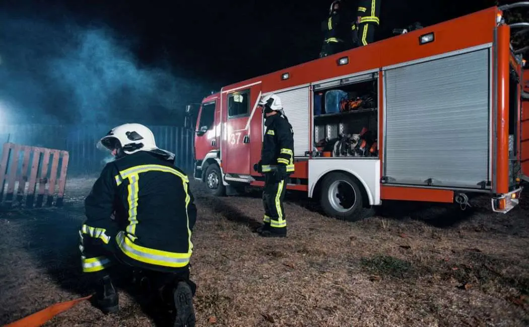 Zainwestuj w bezpieczeństwo – czujki dymu i czadu ratują życie!