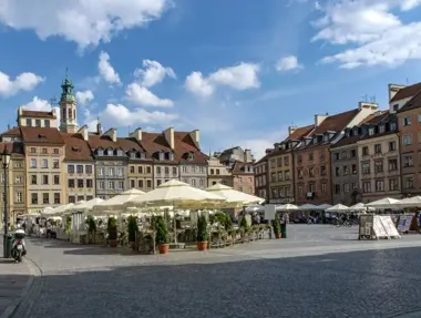 Mobilny punkt krwiodawstwa przed urzędem – mieszkańcy mogą oddać krew