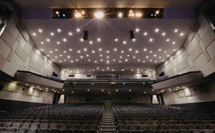 Teatry na Mazowszu odbudowują się po pandemii ale widownia wraca wolniej