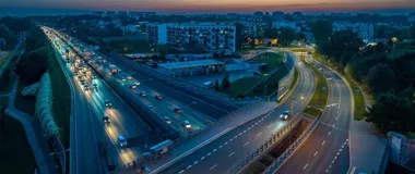 Czwarty pas na S8 i nocny remont. Zmiany między węzłami
