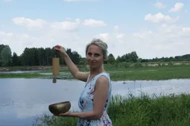 Wakacyjna joga w sali „Do utraty tchu” - wieczór dla ciała i głowy