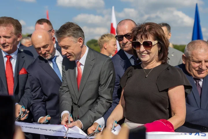 Nowy most na Narwi skraca 40-minutową podróż między gminami