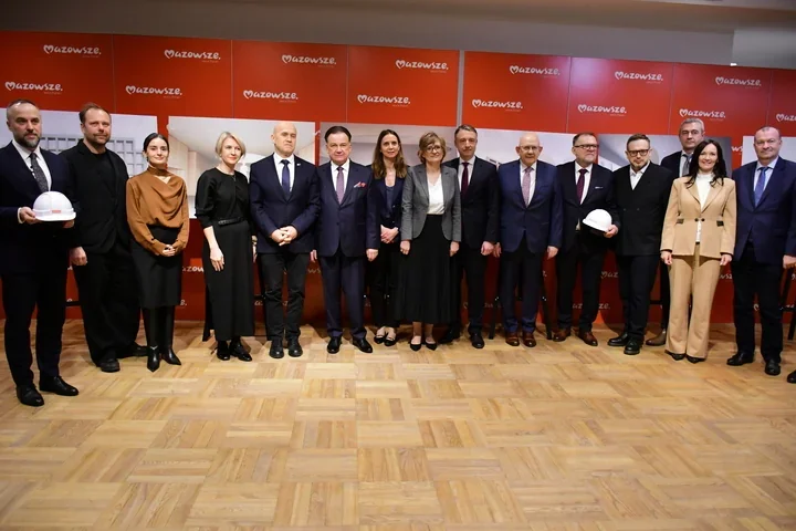 Świętojerska zyska dwa gmachy, które zmienią ten fragment centrum