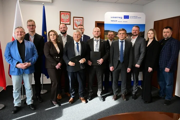 Mazowsze i Tarnopol łączą siły przy budowie DW627 i remoncie mostu w Trembowli