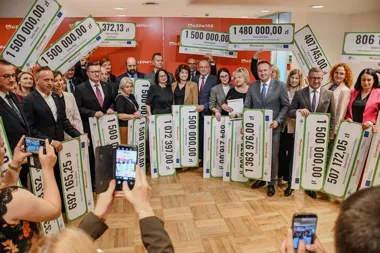 Prawie 60 milionów na czystą wodę. Mazowsze sypie groszem na przydomowe oczyszczalnie