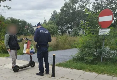 Hulajnogi pod kontrolą policji w Warszawie. 48 interwencji w weekend