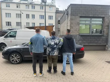 Towary miały jechać do Europy, trafiały pod Kalisz. Cztery zatrzymania