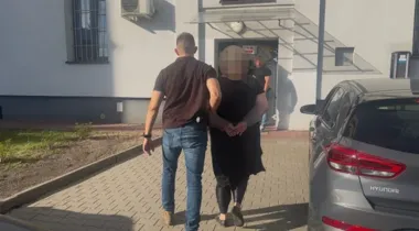 Kod z ekranu i gotówka przy bankomacie. Troje podejrzanych w areszcie
