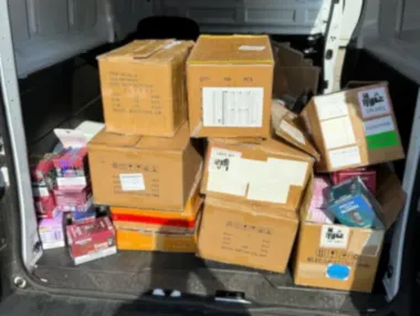 Ponad 2300 e-papierosów w busie. Towar miał trafić na bazar