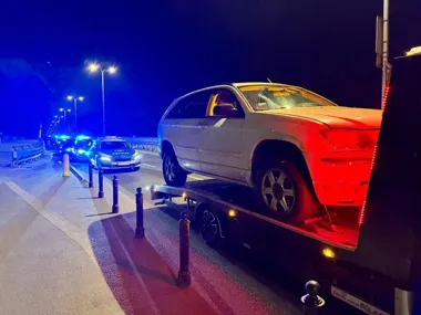 Mosty zamknęły drogę ucieczki - policja wyłapała kierowców bez uprawnień