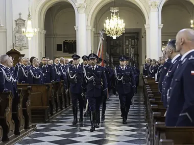107 lat Policji Państwowej. W Warszawie awansowało 1060 funkcjonariuszy