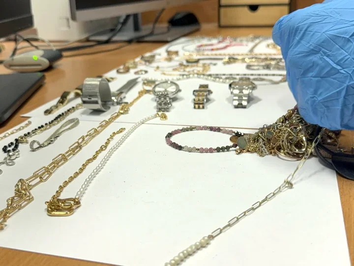 Wpadli tuż po włamaniu w Warszawie - szybką akcją policji doprowadzili do aresztu