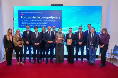 W Warszawie podpisano porozumienie o współpracy na rzecz szkolnictwa branżowego i technicznego w zawodach związanych z lotnictwem.