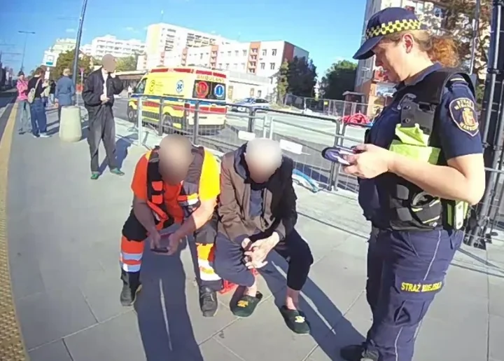 Dwa zgłoszenia w Warszawie. Zaginioną seniorkę znaleziono na stacji paliw
