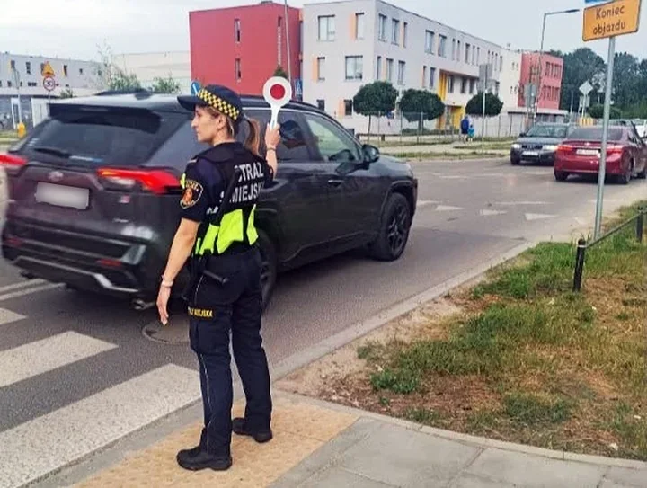 11-latek na hulajnodze wpadł na pasy - skończyło się na otarciach