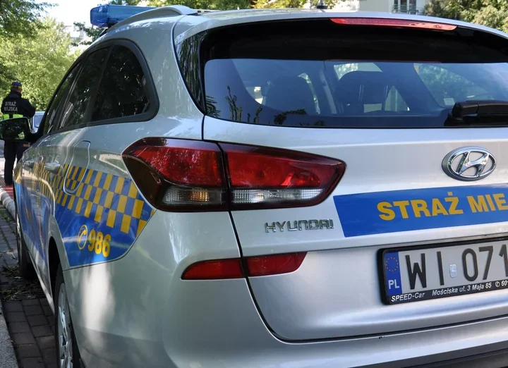 Sygnał GPS zdradził skradzioną kurtkę i auto przy Czerskiej