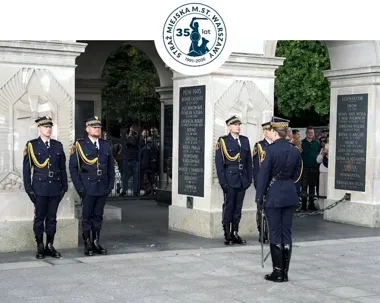 Ponad 20 strażników przy Grobie Nieznanego Żołnierza. Wyjątkowa zmiana warty