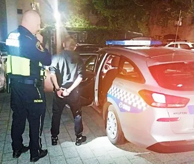 Jechał pod prąd po Warszawie. Miał ponad 2 promile i nie miał prawa jazdy