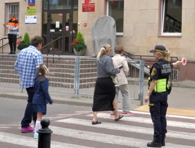 Strażnicy wracają pod szkoły. Warszawa szykuje się na 1 września