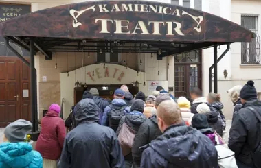 W Teatrze Kamienica zrobili święta dla 200 osób bez własnego domu