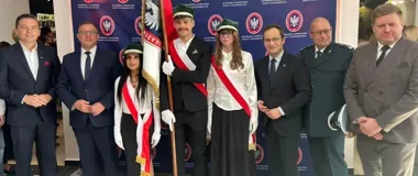 Kilkudziesięciu nowych studentów przyjęto do AHNS w Radomiu
