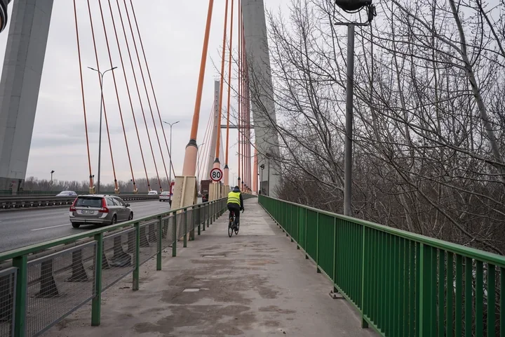 Remont na Moście Siekierkowskim. Piesi i rowerzyści stracą przejście