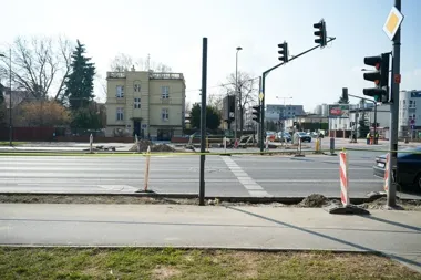 Nowe przejście na Wilanowskiej domyka ważny ciąg pieszy i rowerowy